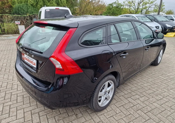 Volvo V60 cena 44900 przebieg: 207000, rok produkcji 2015 z Zduny małe 781